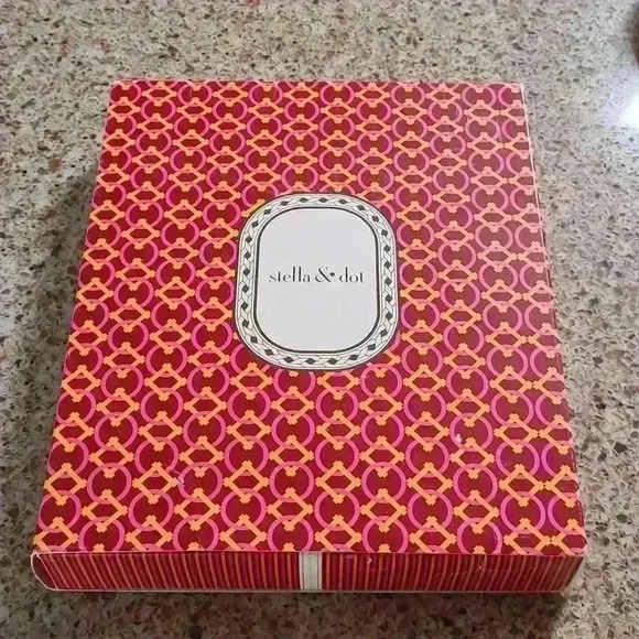 Stella and Dot necklace collar with bow - Picture 16 of 17